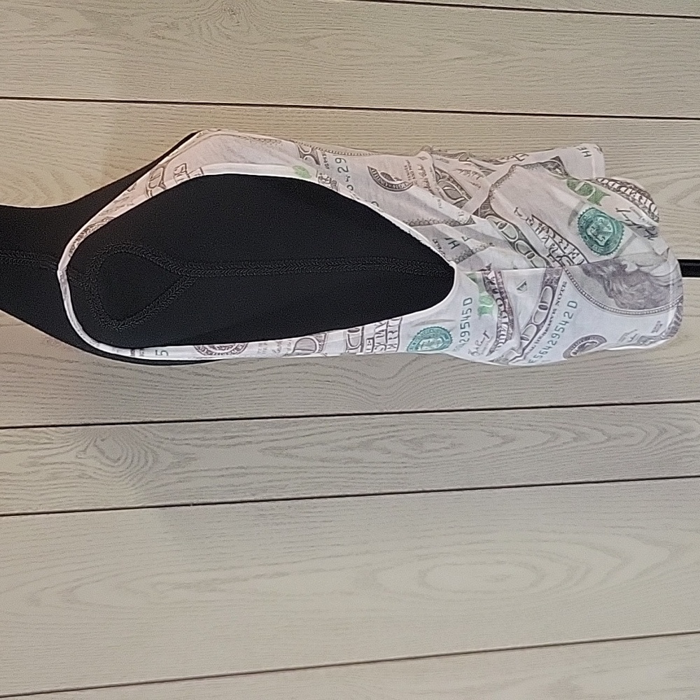 $100 bills tank - Picture 5 of 5